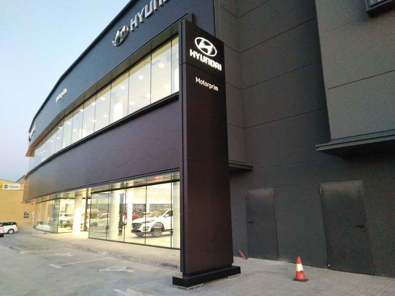 Hyundai 2